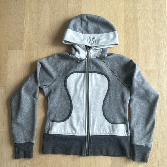 Lululemon Scuba Hoodie – Gray & White, Women’s Size 8 (Classic Style) - Picture 1 of 4